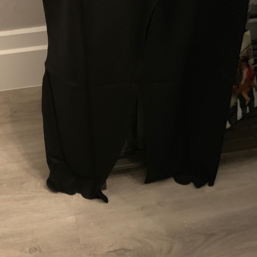 Black Chic Scallop Edge Jumpsuit - Picture 5 of 6